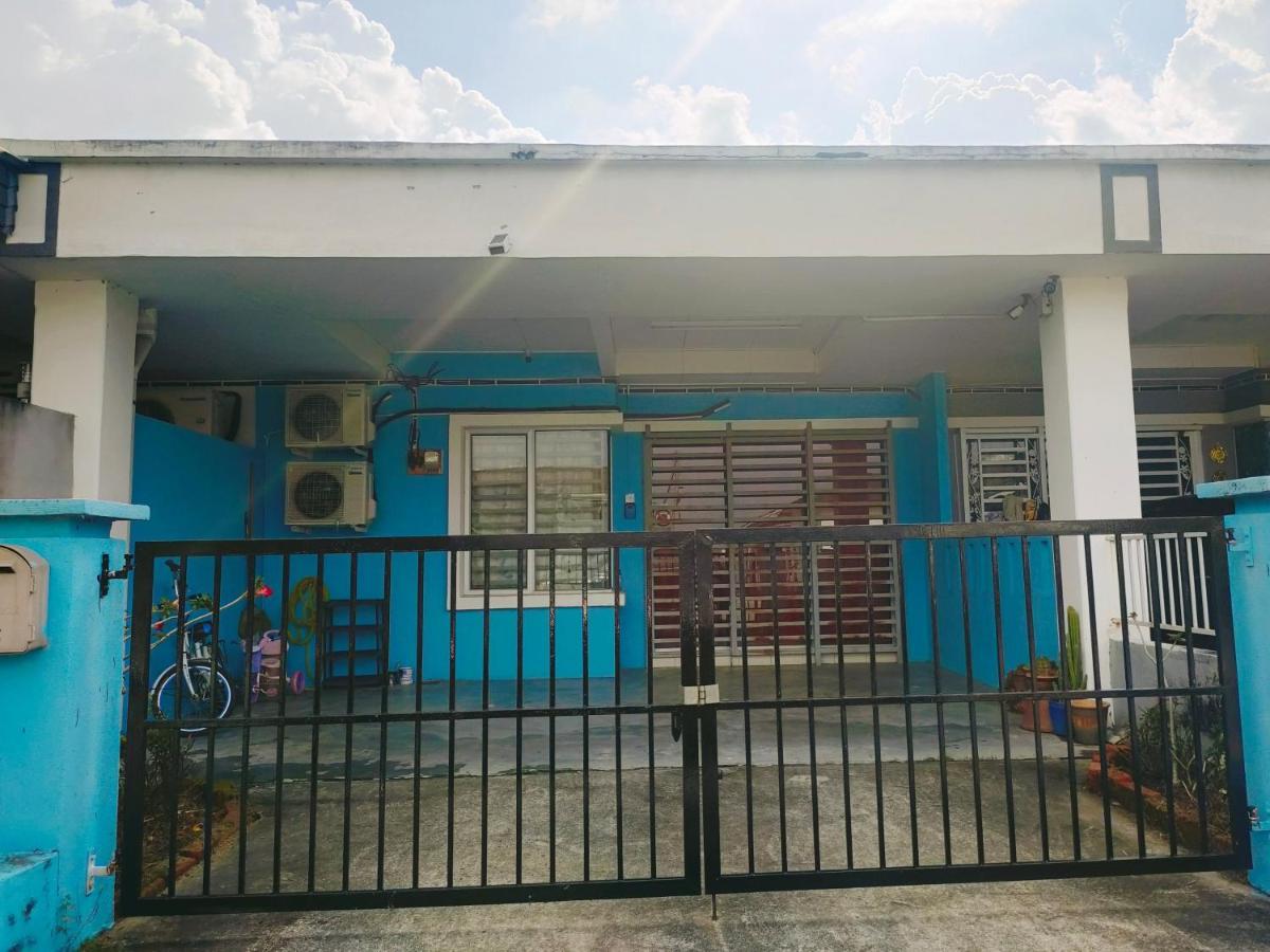 Hanaa Homestay Meru อิโปห์ ภายนอก รูปภาพ