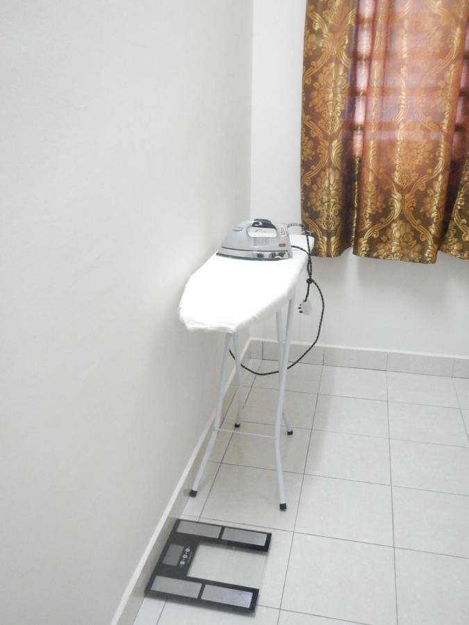 Hanaa Homestay Meru อิโปห์ ภายนอก รูปภาพ